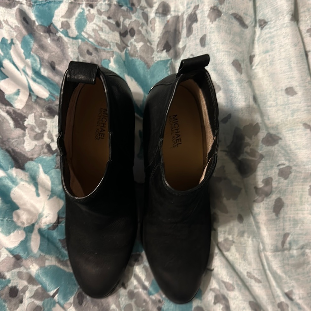 Used Michael Kors boots